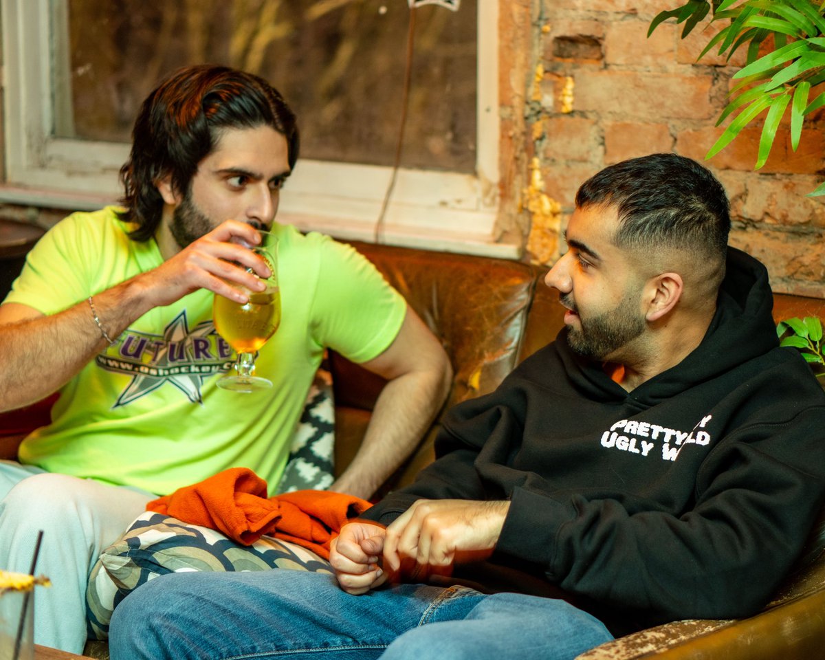 outkruit's tweet photo. We can’t get over our last hangout!

Enjoy these candids of some community members unwinding and networking! Swipe through to relive the moments. If you see yourself say hi 👋 

Now, we want you to help shape our next event! Visit https://t.co/cLGbJQoiKW let’s make magic 💫 https://t.co/TSquduPx8C