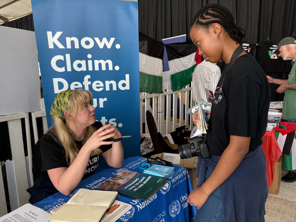 ohchr_sa's tweet photo. 📸Day 1 at the #HumanRightsFestival @VisitConHill.
The @UNHumanRights stall was buzzing with exciting activities including a #HumanRights quiz, interactive information about our work in #SouthernAfrica and a Youth #HumanRights soap box. 

🚨Join us for Day 2 tomorrow! https://t.co/B9NfnNol51