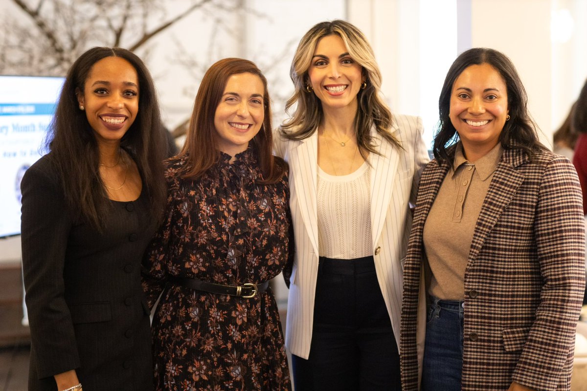 Loved joining the <a href="/weareluminary_/">Luminary</a> panel “How to Pitch, How to Get Press.” Thank you for the opportunity to share my thoughts on a topic we tackle every day on behalf of our clients at <a href="/ClearyStrat1/">ClearyStrategies</a>! #ClearyStrategies #DontMissTheMoment
Professional photos by Layra Marte 📸