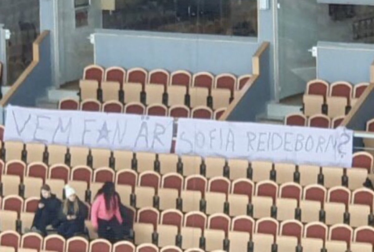 Stackarn. Jobbigt när man bara kan håna men aldrig klarar att bli hånad själv. Vilket superpsyke! 🫠