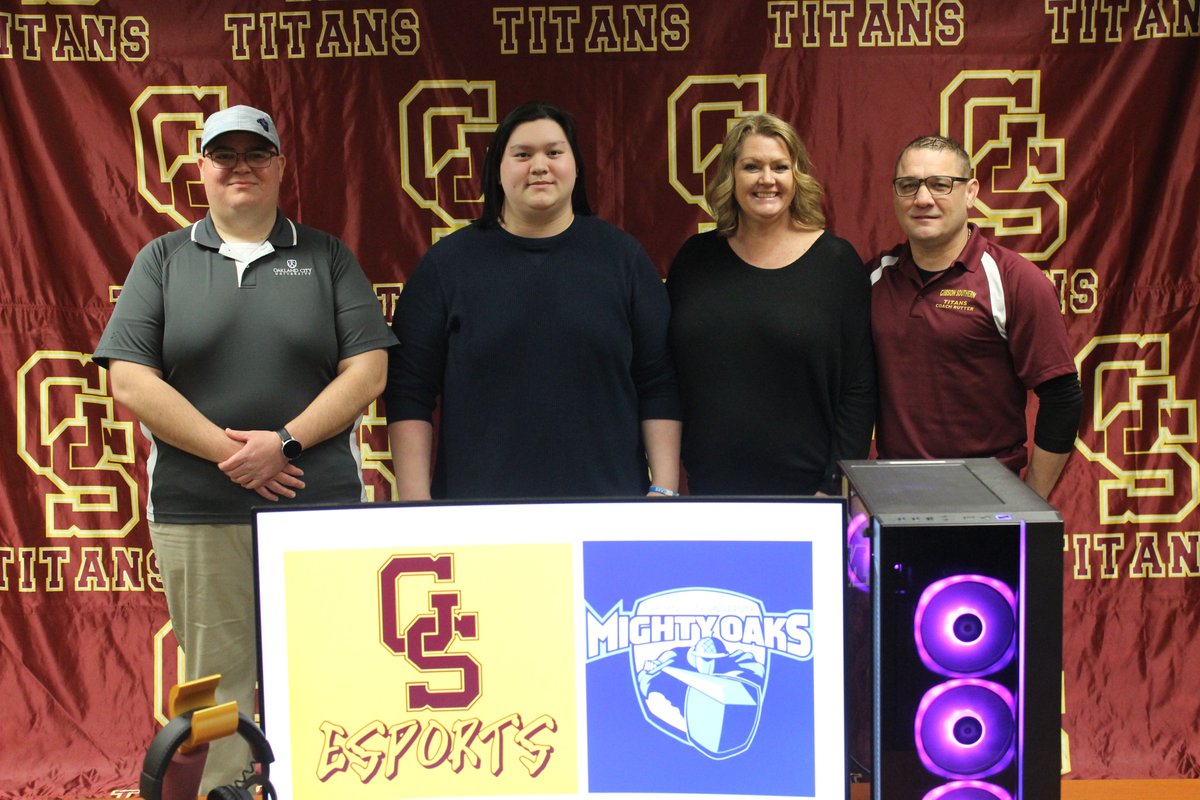 Oakland City University Esports welcomes Maxwell Hicks from Gibson Southern High School! We look forward to having you on the team this Fall!

#gomightyoaks #esports