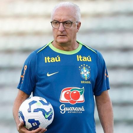 INJUSTIÇA?

Após ficar de fora da convocação da Seleção, Gui Santos cutucou Dorival Júnior:

"Devo ser um jogador de basquete pra ele."