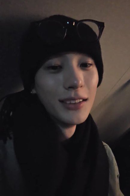 lee #TASTE (@isayhaeusaychan) on Twitter photo 