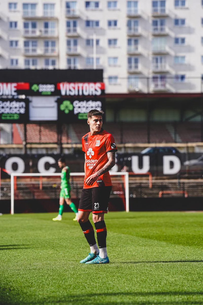rwdm_brussels's tweet photo. RWDM x Royal Francs Borains 📸 https://t.co/CDqiOjyIWy