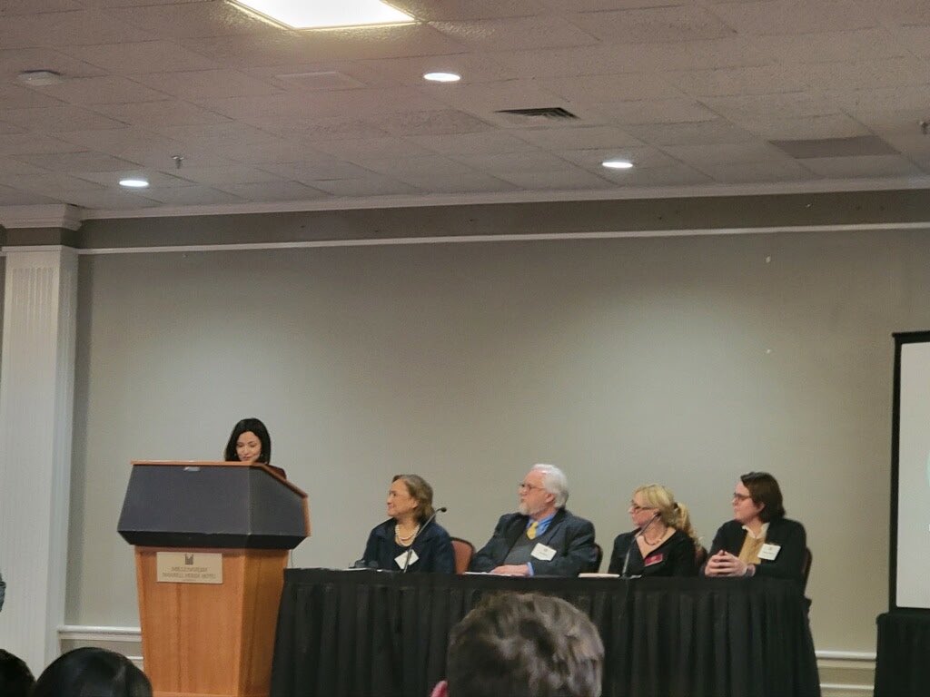 escobarforjudge's tweet photo. Thank you to the Harry Phillips American Inn of Court for inviting me to be part of an important discussion on indigent defense in our court system. Ensuring fair and equal representation for all is vital to justice. #IndigentDefense https://t.co/ZEEMdH241c