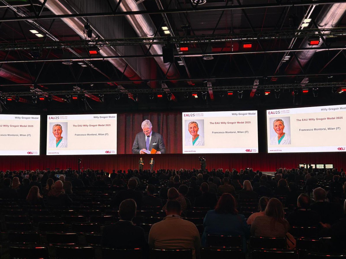 Società Italiana di Urologia (@siu_italia) on Twitter photo 🥇 Complimenti al prof <a href="/F_Montorsi/">Francesco Montorsi</a> per la vittoria della prestigiosa Willy Gregoir Medal!
#EAU25 🥇 Complimenti al prof <a href="/F_Montorsi/">Francesco Montorsi</a> per la vittoria della prestigiosa Willy Gregoir Medal!
#EAU25