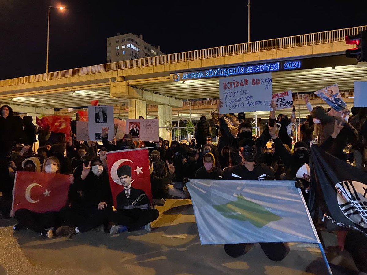 Fotoğrafın karizmaya bak