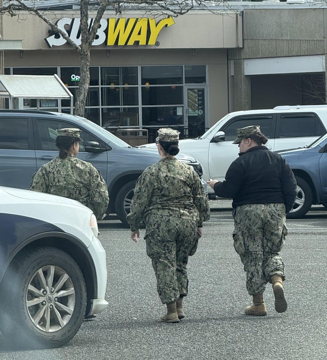 Jarhead3534's tweet image. I mean what planet am I on and yes those are active duty navy personnel #PCP IYKYK FUBAR