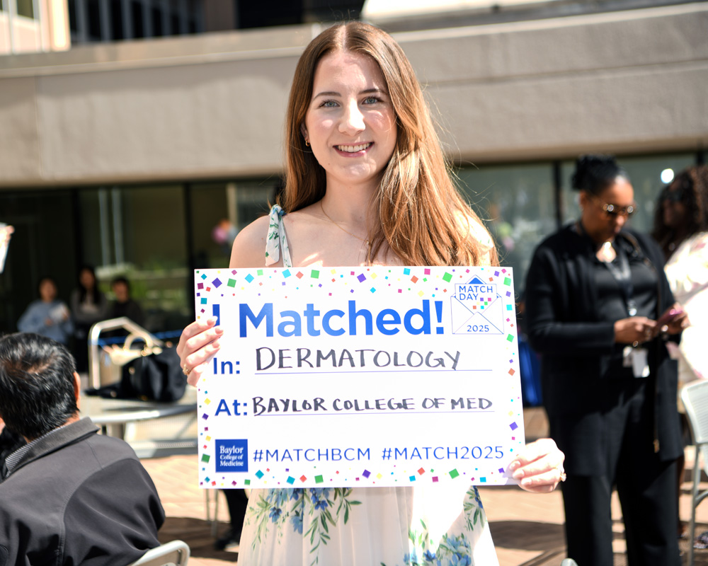 bcmhouston's tweet photo. Relive the excitement and festivities of Match Day at Baylor College of Medicine as our fourth-year medical students find out where they will continue their training as residents. View more photos on our Facebook page: https://t.co/UWzEA9473f #Match2025 #MatchBCM https://t.co/ldy3PPwULj