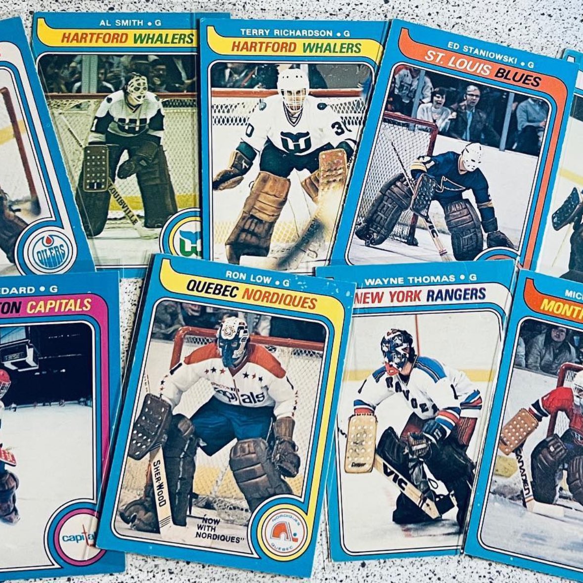 Old Hockey Cards tweet media