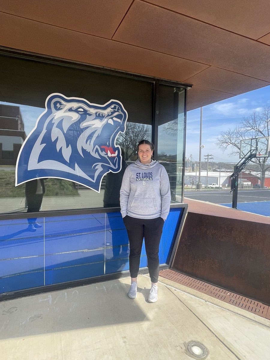 abrichardson52's tweet photo. Thank you Coach Hargrove for a great visit today! I appreciate you having me and taking the time to talk. https://t.co/RasBBMhoVI