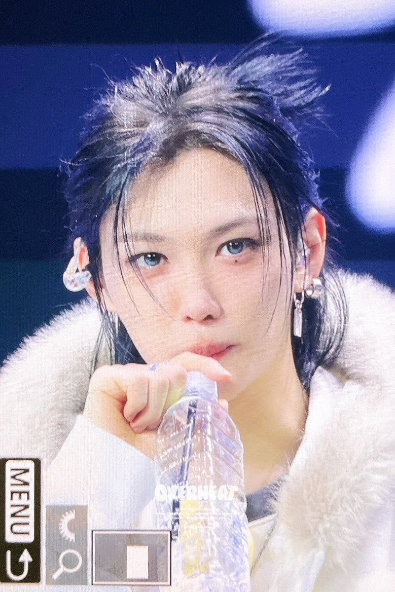 baby fox ⁶ (@mani3ac) on Twitter photo 