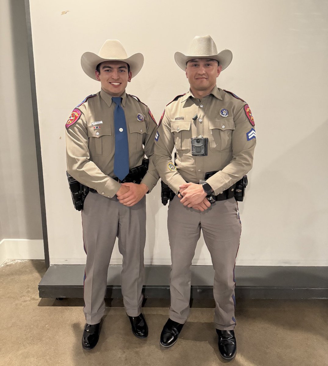 Former Patriot Football players serving Texans with the Texas DPS…Trooper Ricky Reyna (QB) and Corporal Jonathan Gilpin (WR) at this morning’s Academy graduation!!
#prouddad
#proudcoach