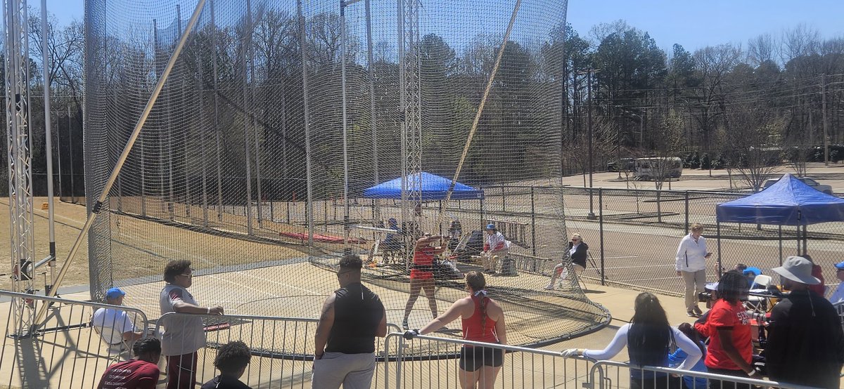 CorderaEason's tweet photo. Here watching some of my guys compete as they open up their Outdoor Track season. Let's go Rebs 🦈👏🏽🏅🏃🏾‍♂️✝️ #FCAthletes #OleMissTrackAndField  #OpeningDay #LetsGoRebs https://t.co/0VOazKLQTD