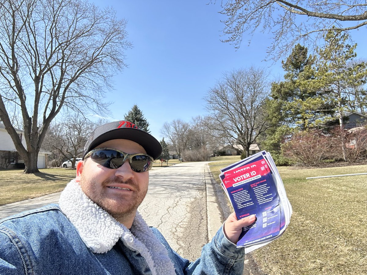 TexPolesky's tweet image. I’m not Charlie Kirk.
I’m not Scott Pressler either. My hair’s way too short 🤣
I’m just your average Joe with an average job doing what I can to save the country that I love.
We can’t Make America Great Again without Wisconsin. And Wisconsin needs @TeamSchimel. So I’ll keep…