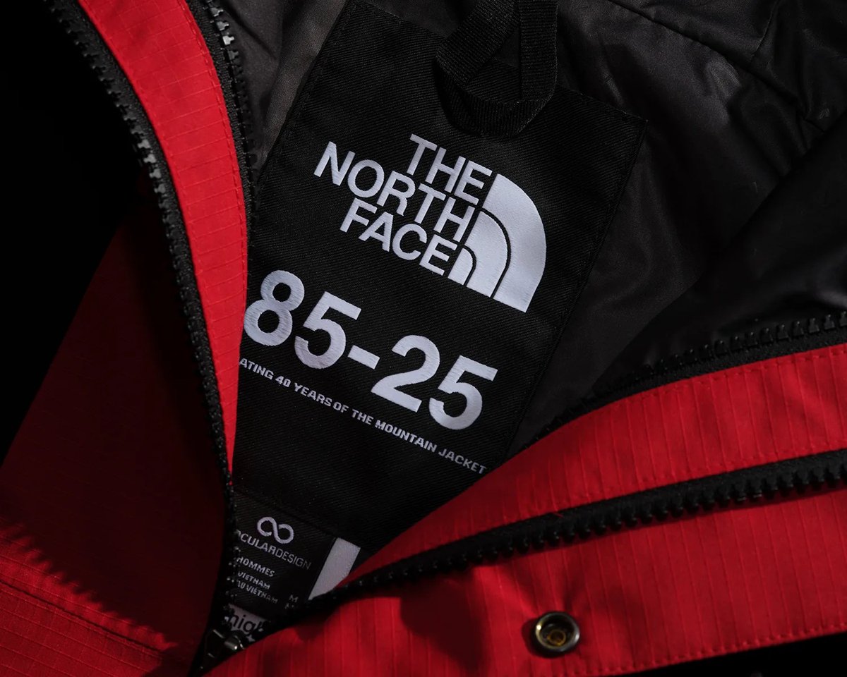 VF Corporation (@vfcorp) on Twitter photo Some jackets have their moments. But, <a href="/thenorthface/">The North Face</a> Mountain Jacket has been an enduring classic for 40 years and counting.
Check out its latest spring refresh in <a href="/gearpatrol/">Gear Patrol</a>: spr.ly/60140oyai Some jackets have their moments. But, <a href="/thenorthface/">The North Face</a> Mountain Jacket has been an enduring classic for 40 years and counting.
Check out its latest spring refresh in <a href="/gearpatrol/">Gear Patrol</a>: spr.ly/60140oyai