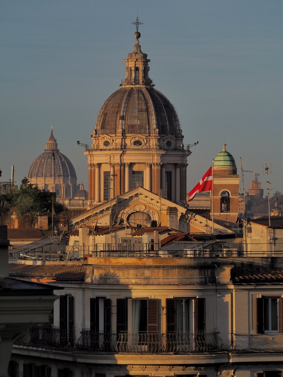 itsrapha83's tweet photo. The domes of Rome🇮🇹 https://t.co/NUKiIchUZR