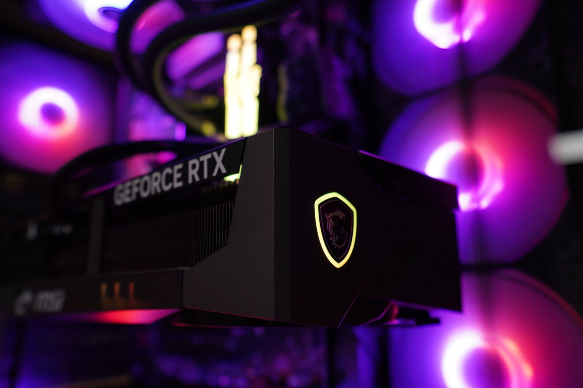 GML-MR79ZC5 - A mais recente criação PCDIGA! 😍
Um desktop para gaming e criação absolutamente fenomenal.
Conhece-o já em ➡️ link.pcdiga.com/4kGddf7