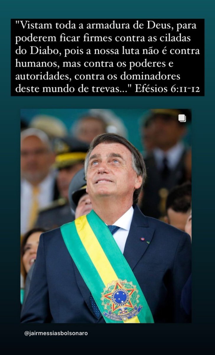 kayokgomes's tweet photo. Parabéns meu presidente @jairbolsonaro que Deus lhe conceda muitos anos de vida, saúde, força,  perseverança e muitos livramentos das ciladas dos inimigos , que Deus na sua infinita misericórdia e sabedoria lhe conceda justiça sobre todas as coisas, Deus , pátria e família 🇧🇷🙏🏼 https://t.co/v0LYoBIVJH