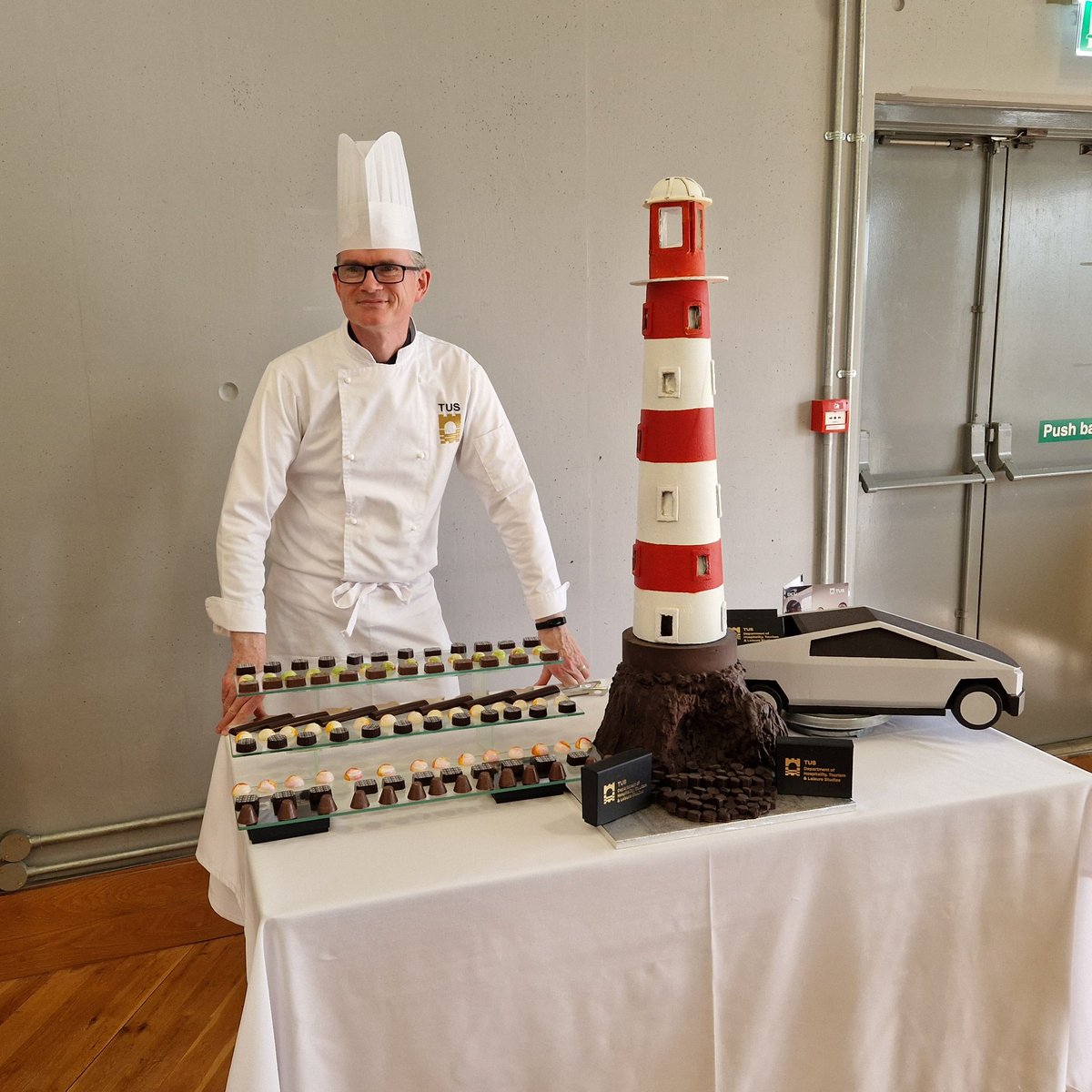 choganHERE's tweet image. What a great day at the launch of the new DCU/TUS BEd Home Economics and Technology course. Well done @EmmaReardon9! #homeeconomics