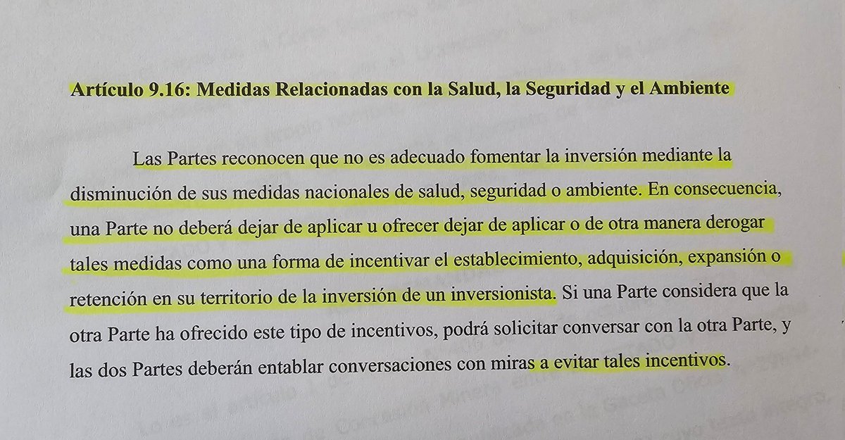 Ley 69 de 2010 por medio de la cual se aprobó el tratado de libre comercio entre Canadá y Panamá. Ahi se regula el tema ambiental y las medidas o excepciones en sus aplicaciones. Así mismo en su anexo 1 habla del impedimento para que en  empresas tengan participación gobiernos