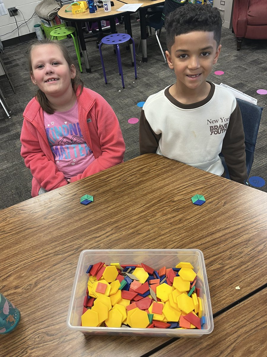 We had fun composing 2D shapes in Math today! #shapechallenge #2dshapes #cardinalpride <a href="/HumbleISD_FCE/">Fall Creek Elem</a>