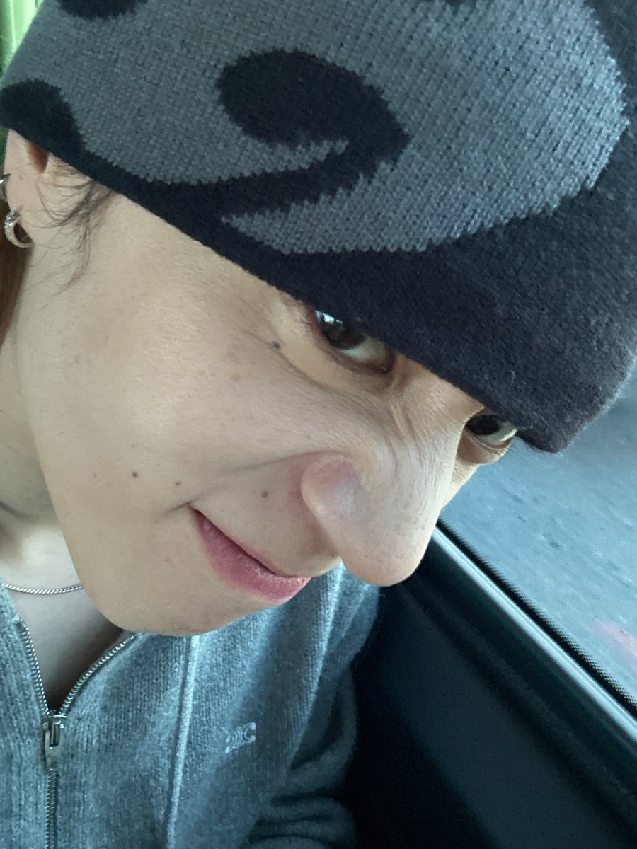 yugyeom_bbl's tweet photo. 🌼💭 250321 [10:14PM KST]

“i’ve reached~~~new york!!!😁” https://t.co/Sj7X2UUjzX