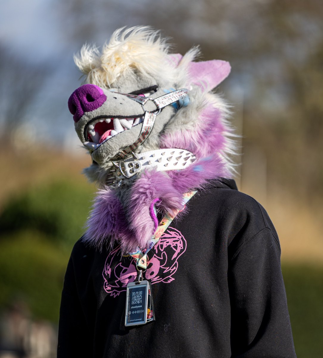 Blessing you with MAWS this #Fursuitfriday