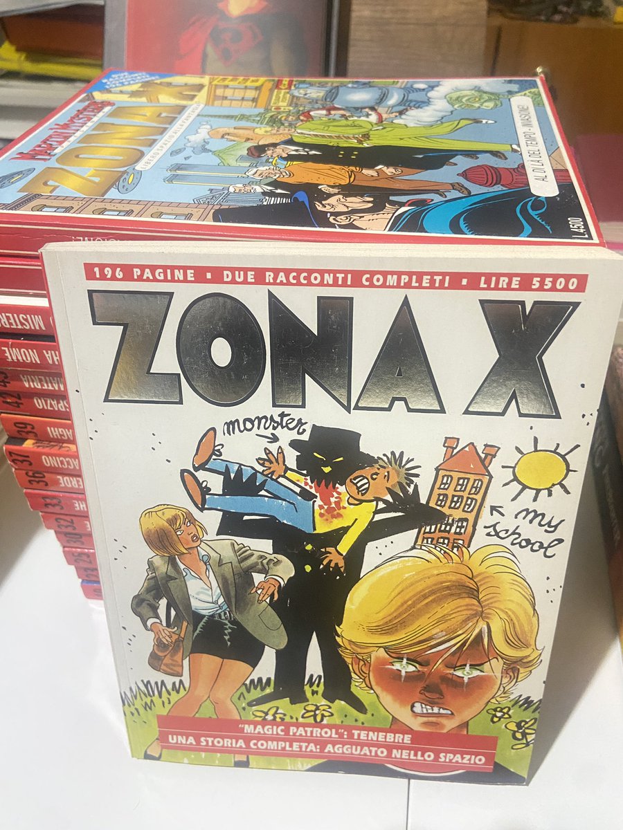Oggi gran colpaccio all’usato: 16 numeri di Zona X a 0,30€ l’uno! Dopo anni, finalmente completo la collezione, visto che ai tempi avevo seguito soltanto la miniserie “La stirpe di Elän” di Federico Memola.♥️

Ma quanto erano belle le copertine di Giancarlo Alessandrini? 😍