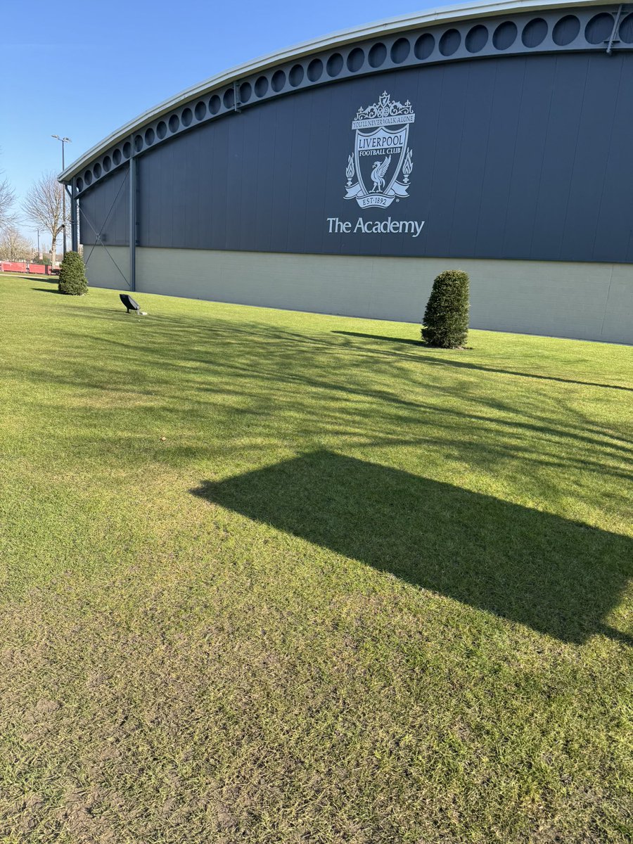 Smashing #GroundsWeek weather wise. Great to get out and see how other sites are progressing after a challenging winter! It’s always rewarding to see the hard work paying off.