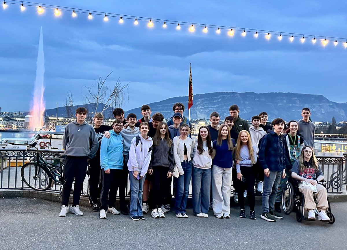 Bonjour! #BonessCERN25 <a href="/Boness_Academy/">Bo'ness Academy</a>