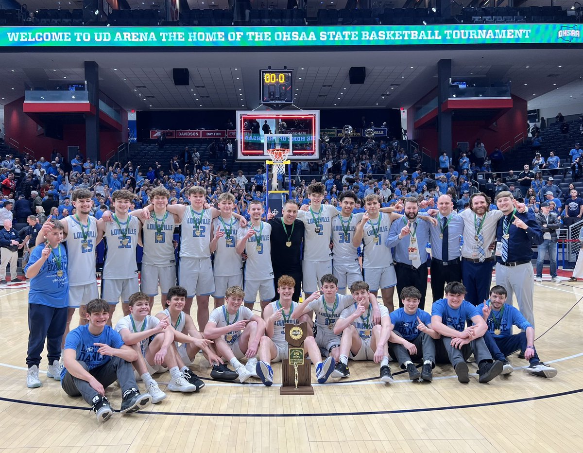 🏆🏀 #OHSAA BOYS BASKETBALL: Congratulations to Louisville, the 2025 Division III State Champions! This is the first boys basketball state title for the Leopards.