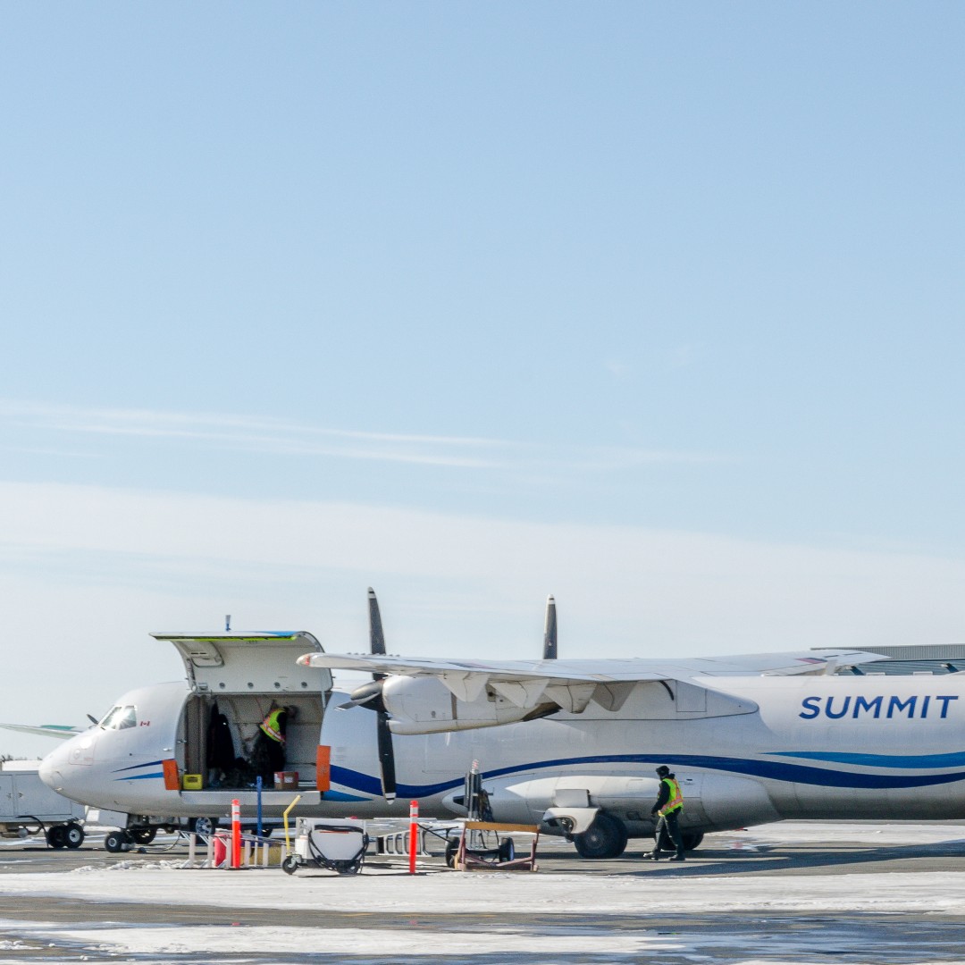 Fly_SummitAir's tweet photo. As winter starts to give way to Spring and the days start getting longer, check out some snowy snapshots from our main operating base in Yellowknife! #SummitAir #Yellowknife https://t.co/DpNGqq54Z2