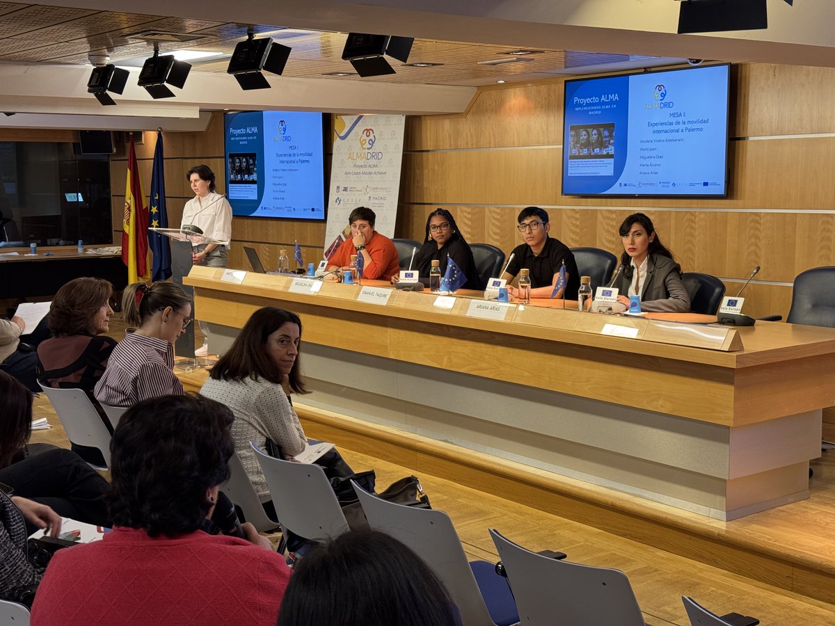 aempleomadrid's tweet photo. ALMADRID ha cambiado vidas ✈️
Un proyecto europeo de la Agencia para el Empleo de @MADRID  que ha llevado a jóvenes en desempleo a formarse y trabajar en la UE.

Testimonios reales, experiencias únicas y nuevas oportunidades.

#ALMADRID #MovilidadEuropea #EmpleoJuvenil #ESFplus https://t.co/GR4FEZOYmR