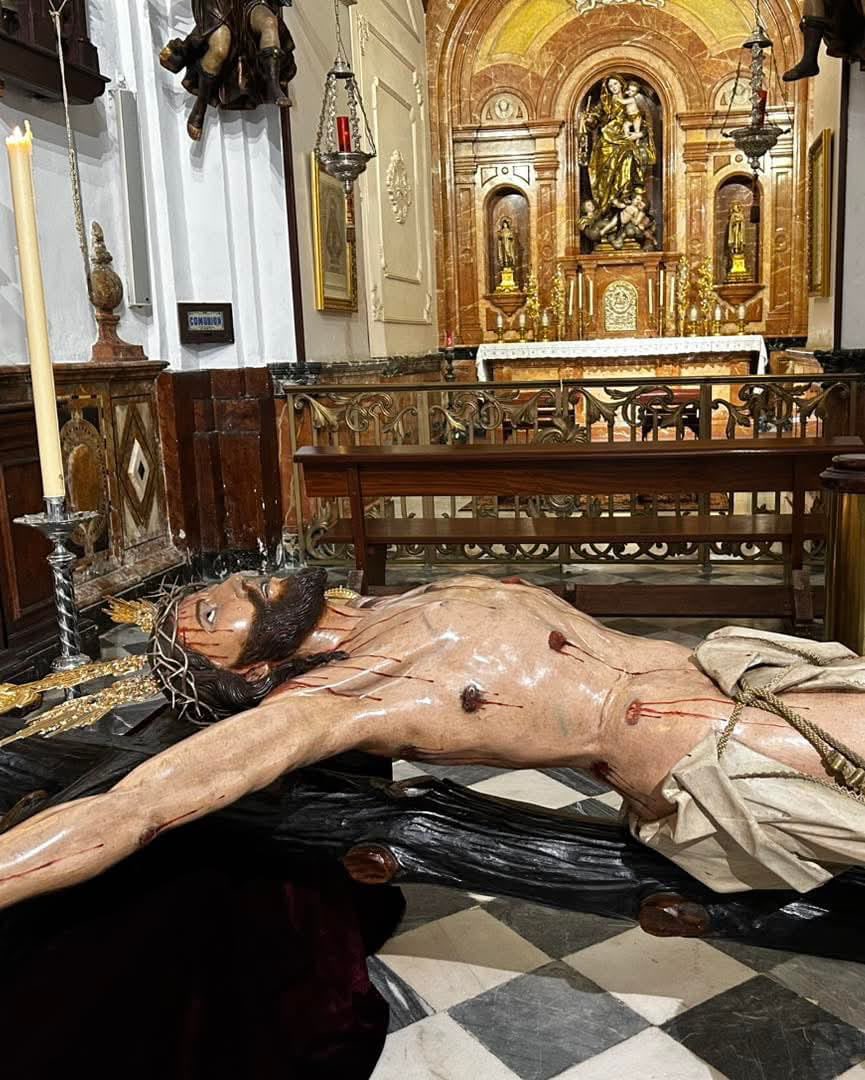 ÚLTIMA HORA: 

Las hermandades de Sentencia y Expiración deciden NO llevar a cabo el Rezo del Santo Via Crucis debido a las inclemencias meteorológicas, dichos Vía Crucis se rezaran en el interior de sus iglesias. 

<a href="/SentenciaCadiz/">Cofradía de la Sentencia</a> <a href="/cofr_expiracion/">Expiración Cádiz</a>