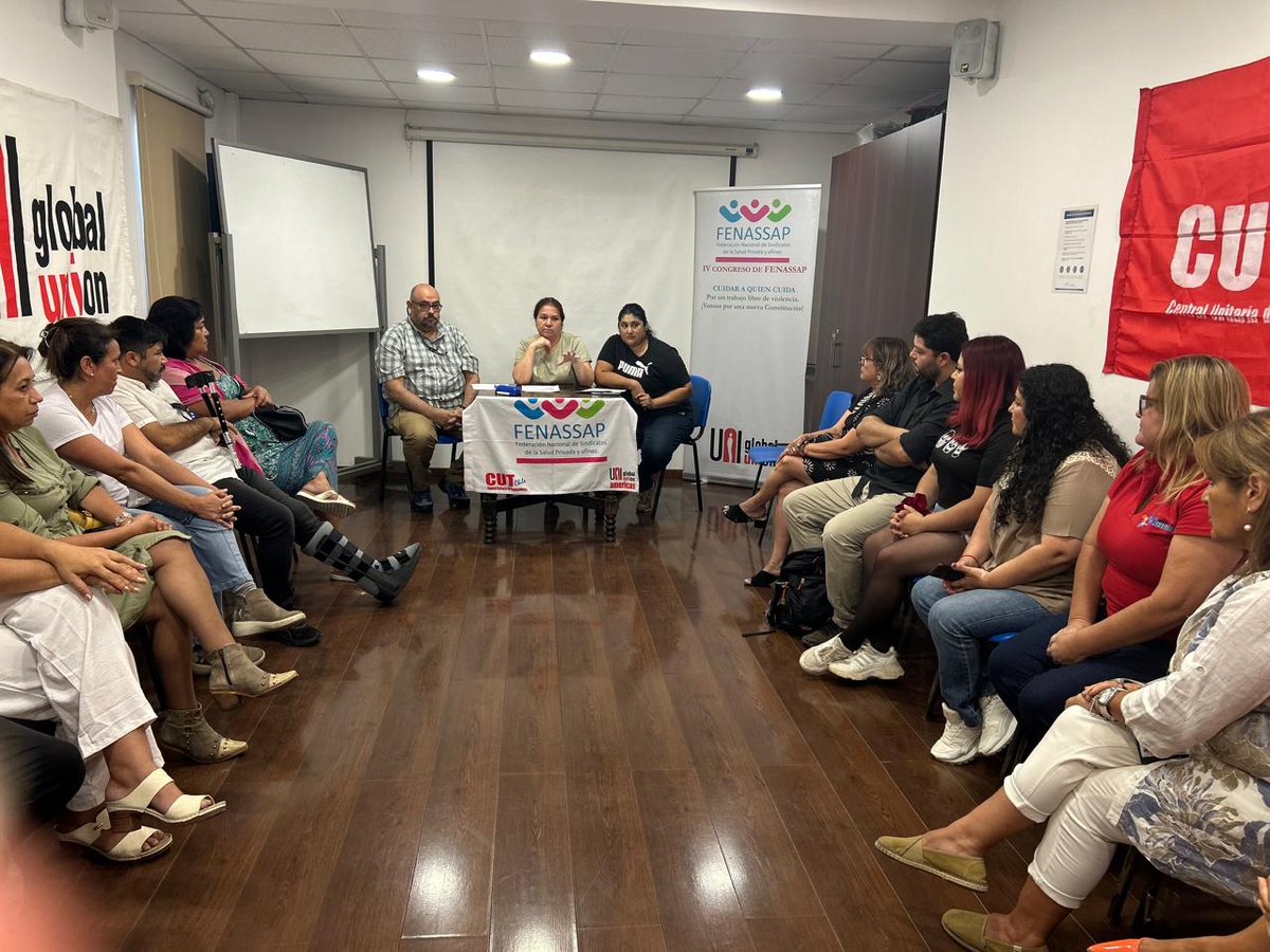 📍Hoy <a href="/fenassap/">FENASSAP</a> realizó  elecciones para Directorio Nacional 2025-2028. 
👉Nuev@s director@s asumieron para impulsar cambios que mejoren nuestras condiciones de trabajo.
👉Además, celebramos la reelección de <a href="/gloflowers/">gloria flores</a>, quien seguirá liderando con fuerza nuestro trabajo sindical