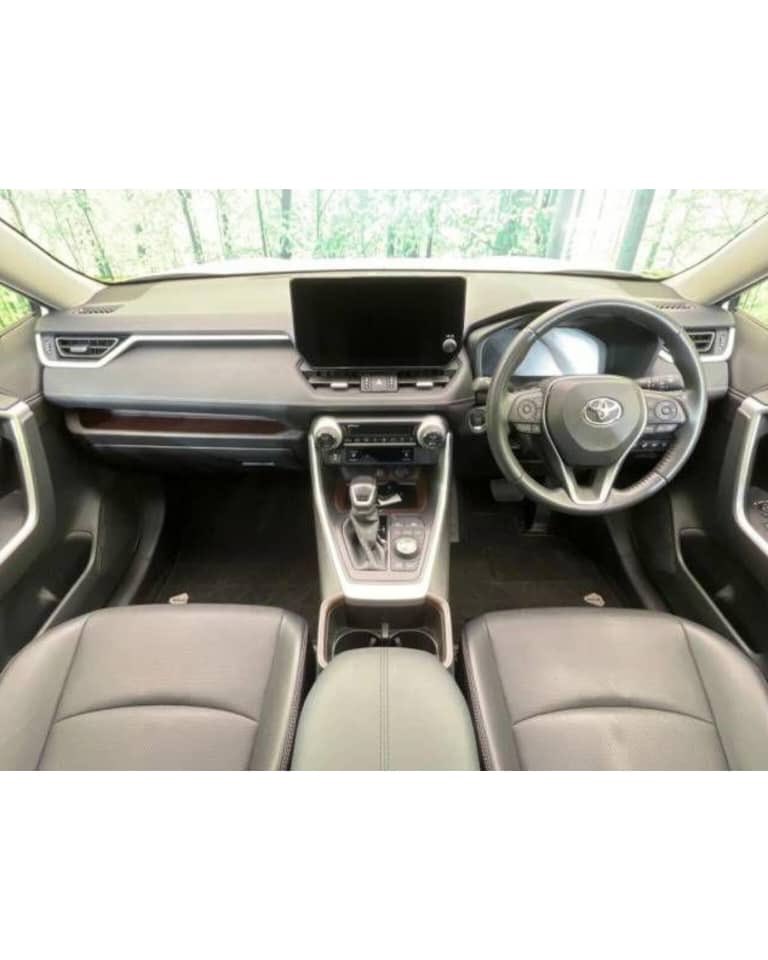 faharimotors's tweet image. Agiza nasi @faharimotors :
2023 TOYOTA RAV 4  HYBRID 
-Engine Size 2,000cc 
-Doors 5 Automatic 
-Fuel Petrol ,5 Seats
-Color White
-Millage 3,650 km
-Alloy Wheels 
-Fog lights 
-Alloy wheels 
-Radio
-cd player 
-Power Steering 
-Power window 
-DVD
-Air Conditioner 
-Navigation…