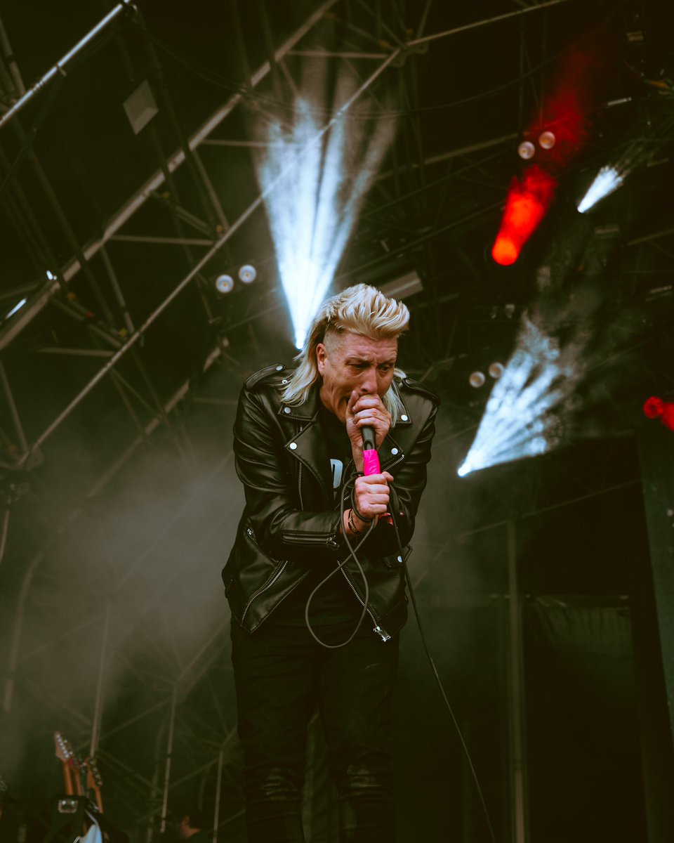 PriceVisuals's tweet image. @SeanSmithSucks x @TheBlackout at SlamDunk Festival 

📸 @PriceVisuals 

#theblackout #slamdunkfestival #seansmith #festival #concertphotography #livemusic #livemusicphotography #photography

(@SlamDunkMusic)