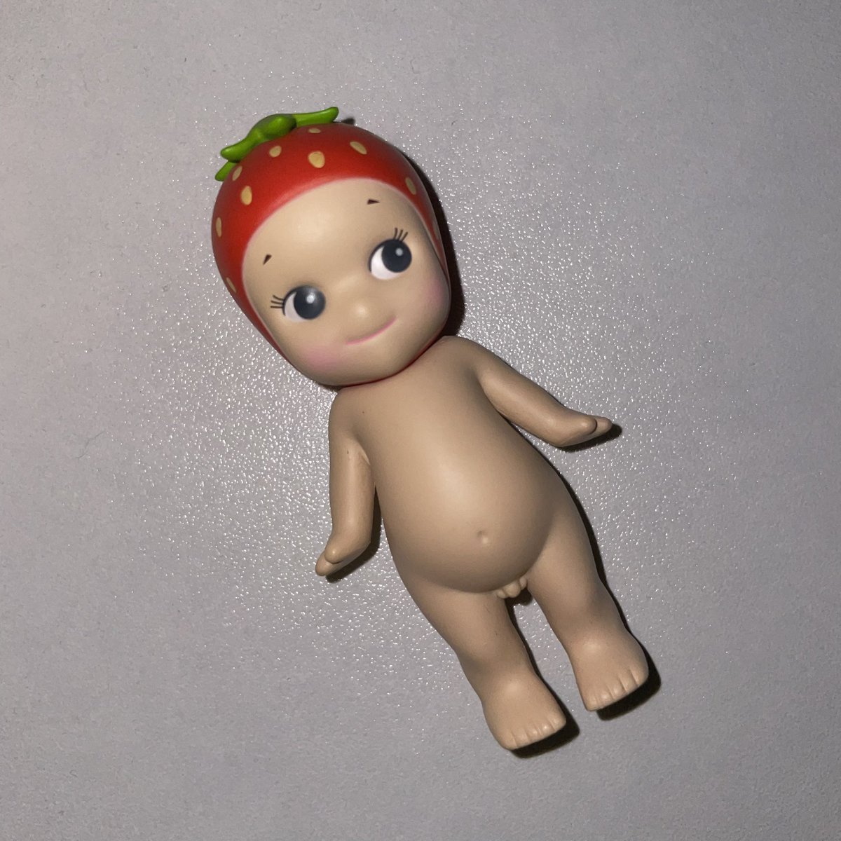 heegyaru's tweet photo. wts // want to sell

- sonny angel strawberry reg with bnf

price : 320k
redi ina, dom jakbar

tags songel ina wtb wts figure https://t.co/5S2AN9RDrI