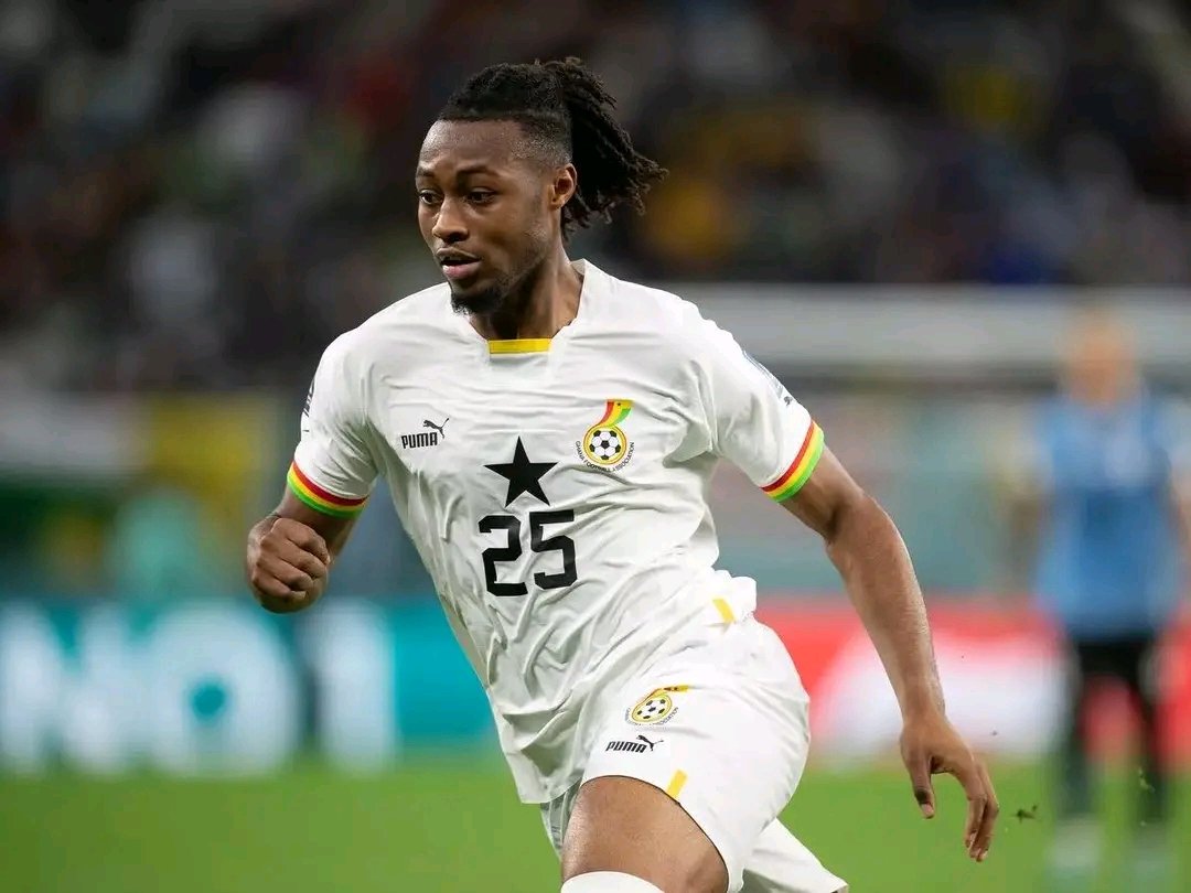 MyGhanamedia2's tweet photo. 🇬🇭 Antoine Semenyo pounces on a mix up in the box to give Ghana the lead.

🇬🇭 1 - 0 🇹🇩

Dome Kwabenya | Richard Nii Armah Quaye | Adwoa Safo | President Mahama | Independence Square | #Number_i | @GhanaBlackstars  | Black Stars | DSTV | Accra Sports Stadium | Hearts of Oak | https://t.co/5YzLoS54ni