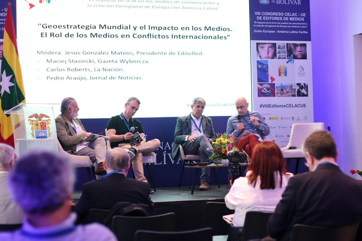 EditoRed Eurolatam (@editoredel) on Twitter photo 🌍🌎Geopolítica, medios y relaciones birregionales: claves de la segunda jornada del VIII Congreso de <a href="/EditoRedEL/">EditoRed Eurolatam</a>.
Te contamos las conclusiones de este encuentro de editores y periodistas de Europa y América Latina:
editored.org/2025/03/21/geo… 🌍🌎Geopolítica, medios y relaciones birregionales: claves de la segunda jornada del VIII Congreso de <a href="/EditoRedEL/">EditoRed Eurolatam</a>.
Te contamos las conclusiones de este encuentro de editores y periodistas de Europa y América Latina:
editored.org/2025/03/21/geo…