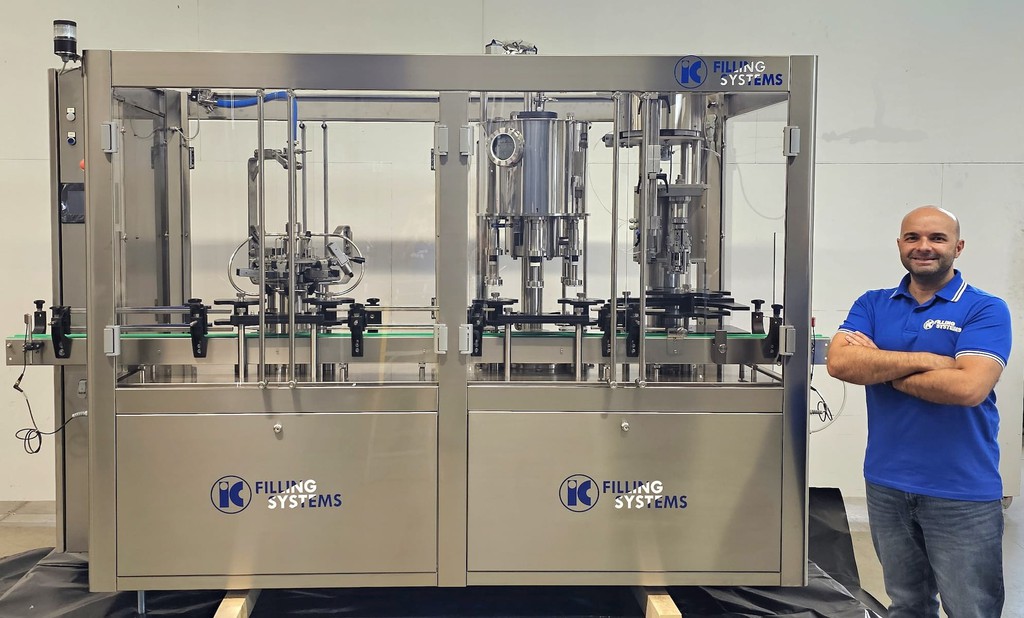 FillingSystems's tweet photo. This enhancement not only improves the overall finish of their bottled products but also streamlines the entire bottling process.

Read more 👉 https://t.co/Xq22CjI7jG

#FillingSystems #OriginalSpirit https://t.co/6OVqPnn3E1