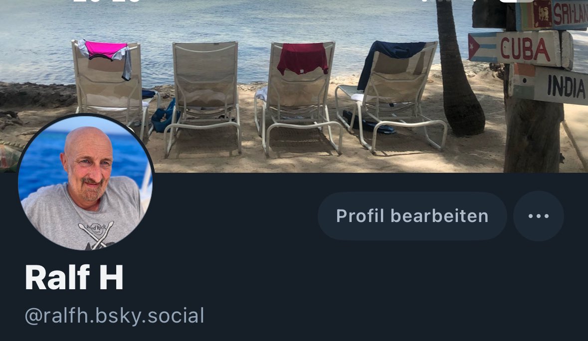 RalfHaifisch's tweet photo. In case this thingy here gies bancrupt or kicks all non-far-right user, have a backup live: https://t.co/Ci0idETywx