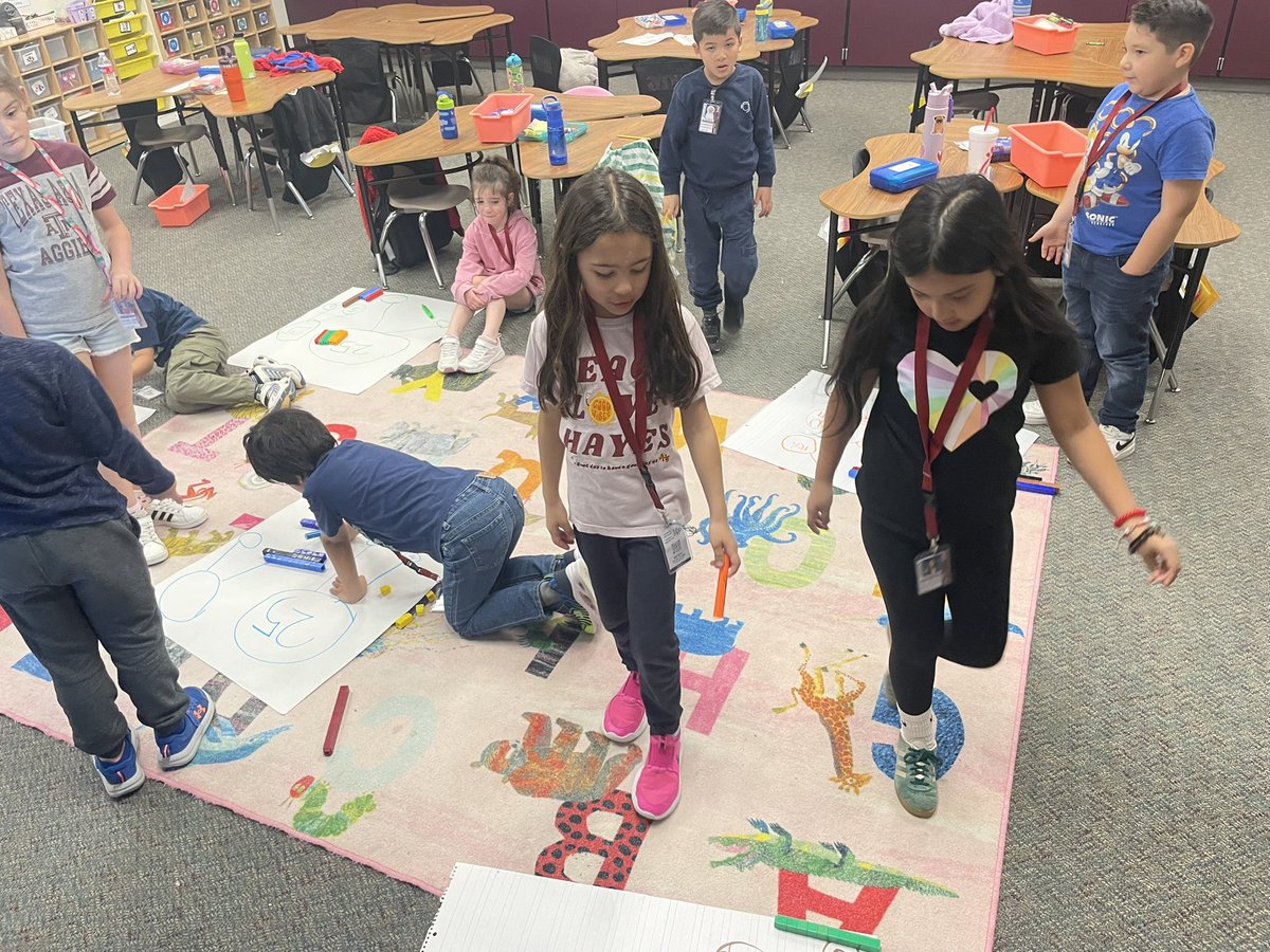 Mrs.Guajardo (@guajardo_jhe) on Twitter photo We worked on decomposing numbers today. It’s tricky for students to differentiate between expanded form and decomposing. Unifix cubes really help build understanding of decomposing numbers because they can break apart tens, also partner discussions and gallery walks! #hayeshawks We worked on decomposing numbers today. It’s tricky for students to differentiate between expanded form and decomposing. Unifix cubes really help build understanding of decomposing numbers because they can break apart tens, also partner discussions and gallery walks! #hayeshawks