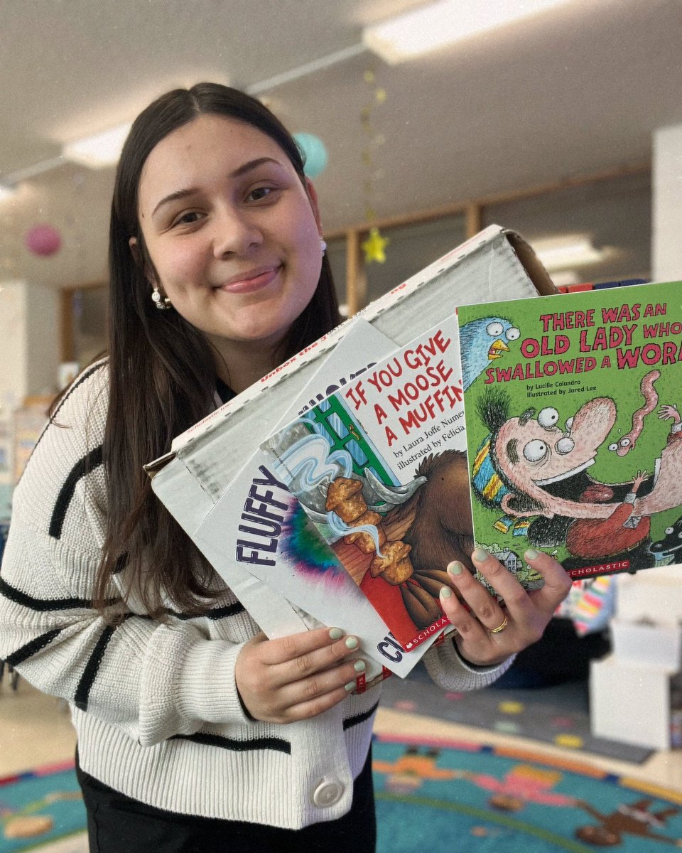 teaching_little's tweet image. Spark a love for reading with @Scholastic Book Clubs! 🎉 For every $25+ order, you’ll score $10 to spend to get FREE books ! 📚❤️ #ScholasticBookClubs #ReadingIsFun #scholasticinsidermarch #scholasticinsidermar 
Order here: clubs.scholastic.com/home