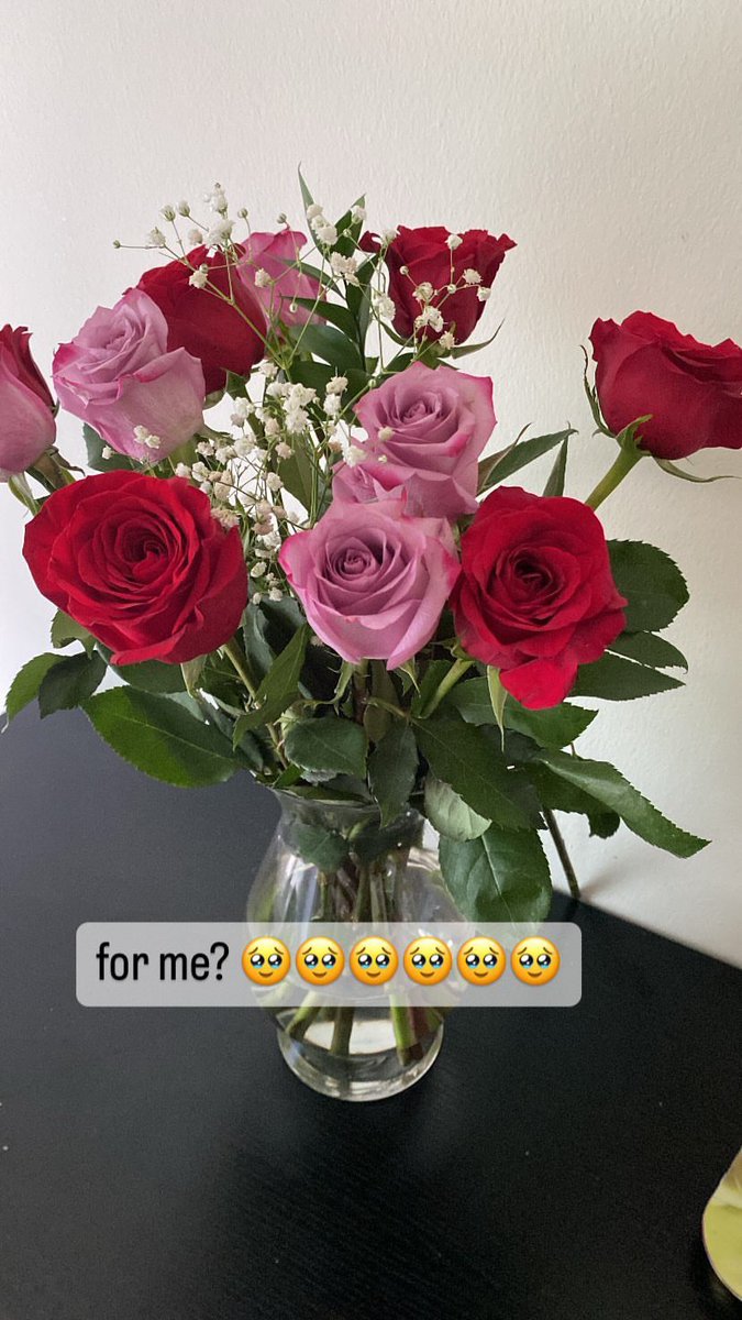realprettykenn's tweet photo. thank you to mypapi flower day was anydayyyyy #missingyoulikecrazy https://t.co/IuFItcJjma