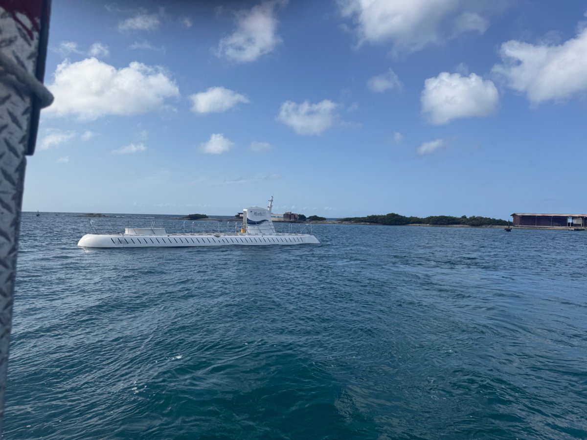 cole_bcast's tweet photo. First submarine trip! https://t.co/N9FSmpqKPW