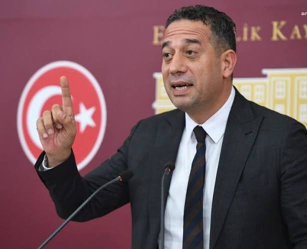 Ülkü Ocakları Genel Başkanı Ahmet Yiğit Yıldırım: 

“Ali Mahir Başarır haddini daha fazla aşma! Bizim sabrımız büyüktür. Fakat unutma; sabrımız kadar öfkemiz de büyüktür ve bu densizliğin karşılığı, yeri ve zamanı geldiğinde mutlaka verilecektir!”