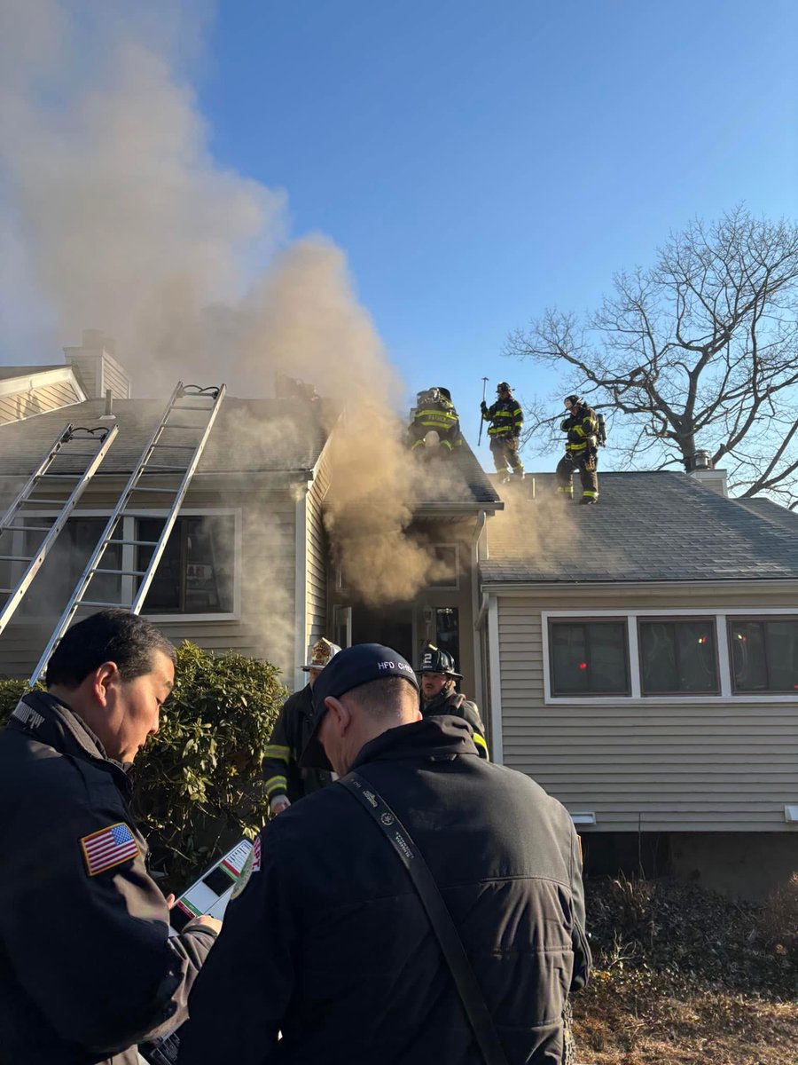 Hamden Fire Dept tweet media