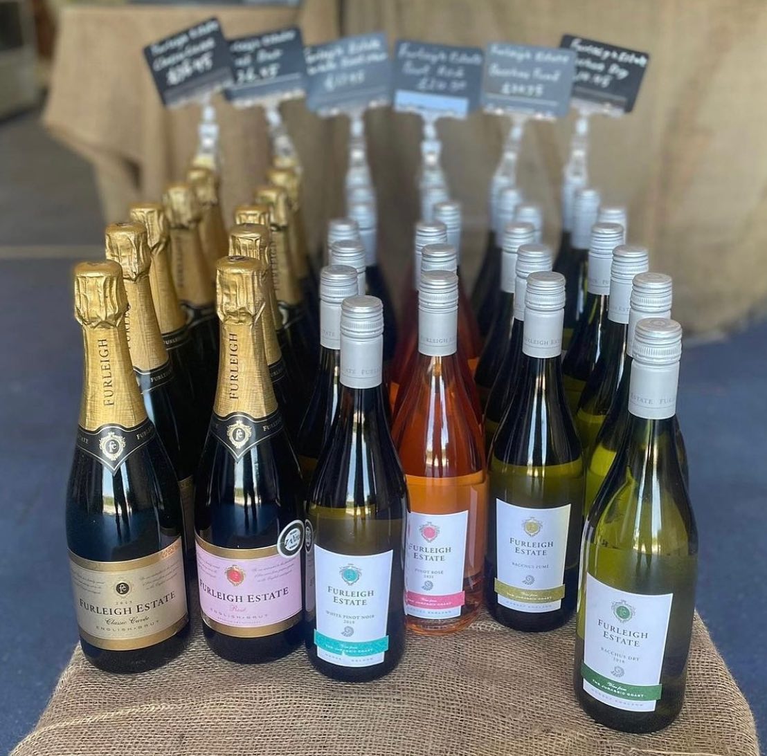 It’s The Weekend 🥂Time to have a glass of the good stuff! And you can’t go wrong with stunning English wine from the Dorset based <a href="/furleighwine/">Furleigh Estate</a> 
We can confirm it is delicious and available in the farm shop now 🍾